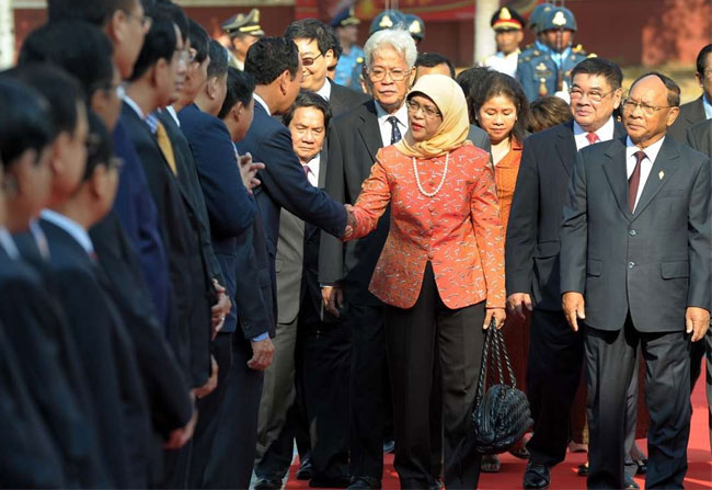 Halimah Yacob Elected Singapore First Woman President