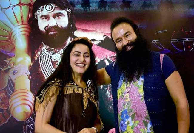 Honey Preet Escaped By Using an Old Trick