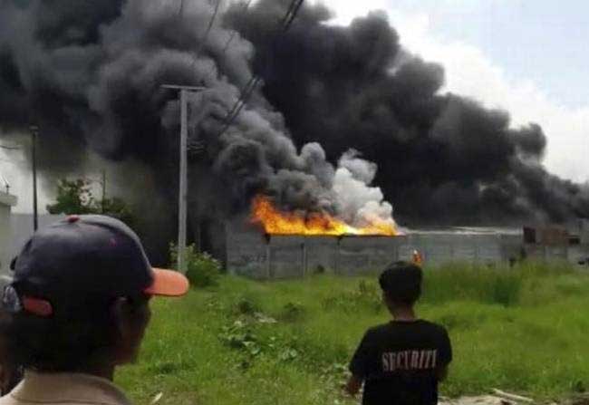 46 Killed, with dozens injured in a cracker unit fire in Indonesia