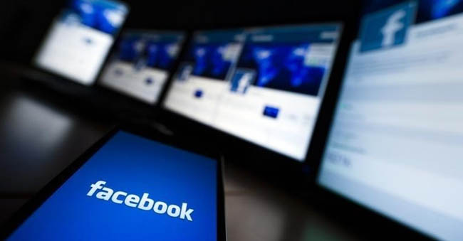 Indian–Origin Yoga Teacher Lost 12K Pounds through Facebook