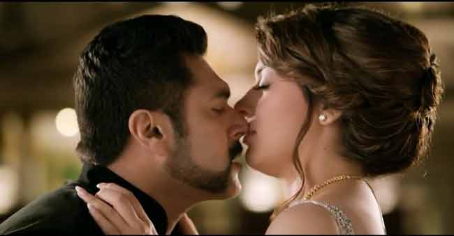 650px x 339px - Aravind Swamy questions about kiss scenes becoming a taboo!! - Telugu Bullet