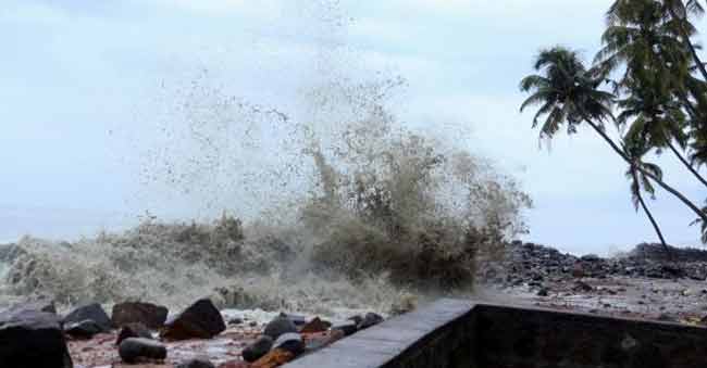 More horrifying than in films | Fishermen recall their experience at sea inside Cyclone Ockhi