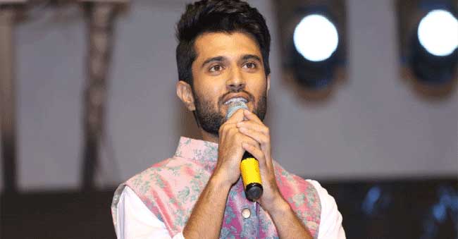 Vijay Devarakonda mesmerizes Kannada fans!