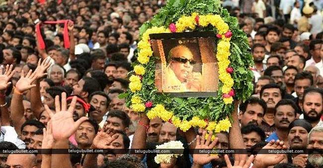 3-judges bench to give the final verdict on karunanidhi’s final rites