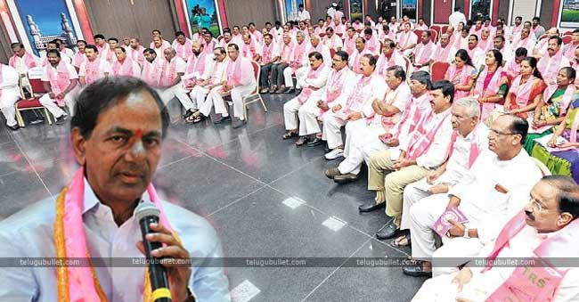 KCR Fumes Over His MLA’s For Being Lazy