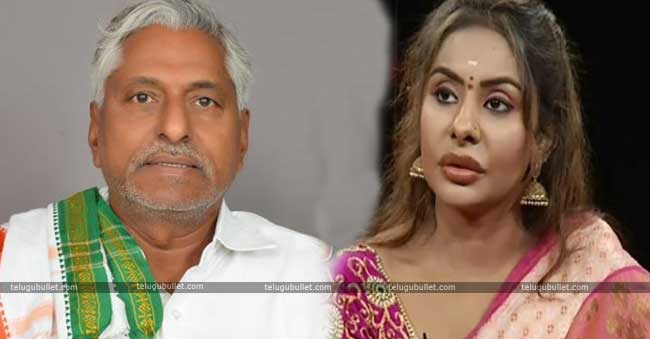 Sri Reddy Shifted Her Focus From Tollywood To T-Politics