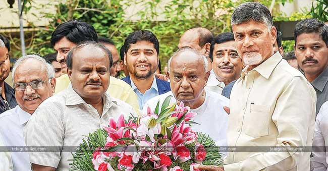 naidu, the leader of deccan front against bjp?