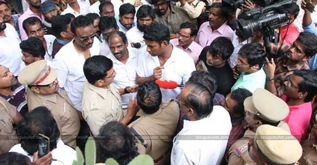 vishal arrested by the tamil nadu police