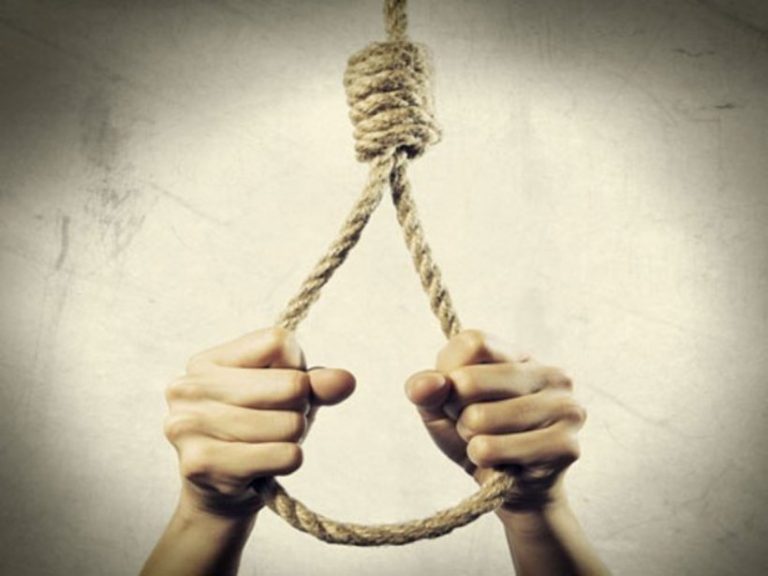Kurnool: A teenager (19) committed suicide for not allowing him to marry