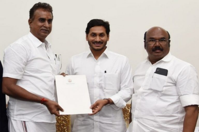AP CM Jagan assures to help Tamil Nadu in Chennai water crisis