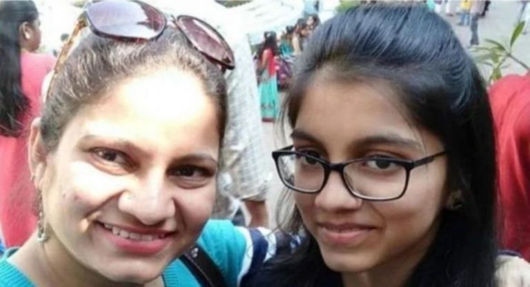 Actress strangled teen daughter and hanged  self to death
