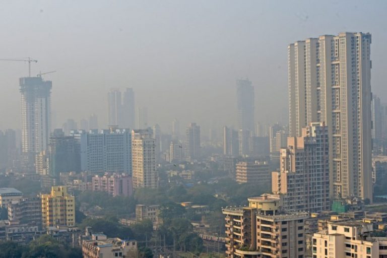 ‘Gas Leakage’ Creates Panic Across Mumbai Fire, Engines to Find Source of Unknown Odour