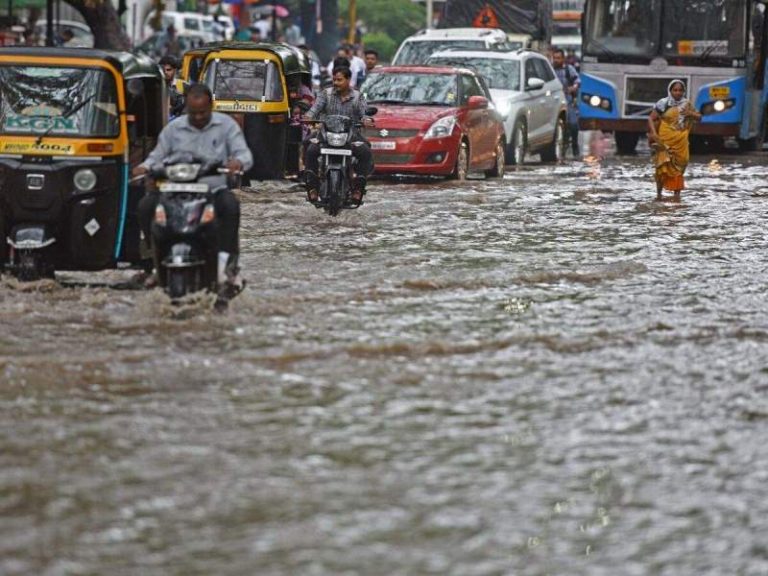 12 dead after heavy rains in Pune; schools and colleges shut