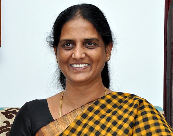 TS Govt striving for welfare of fishermen: Sabitha Reddy