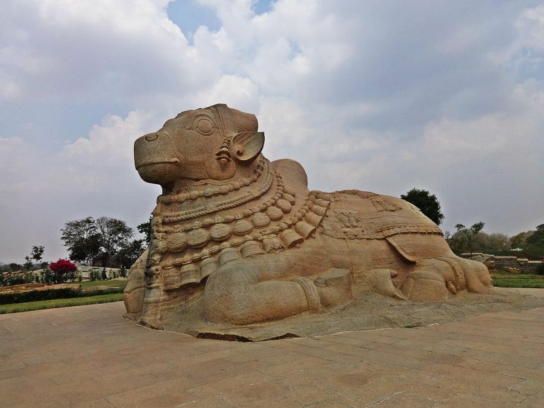 Lepakshi: Do you know the secret of the temple ..!