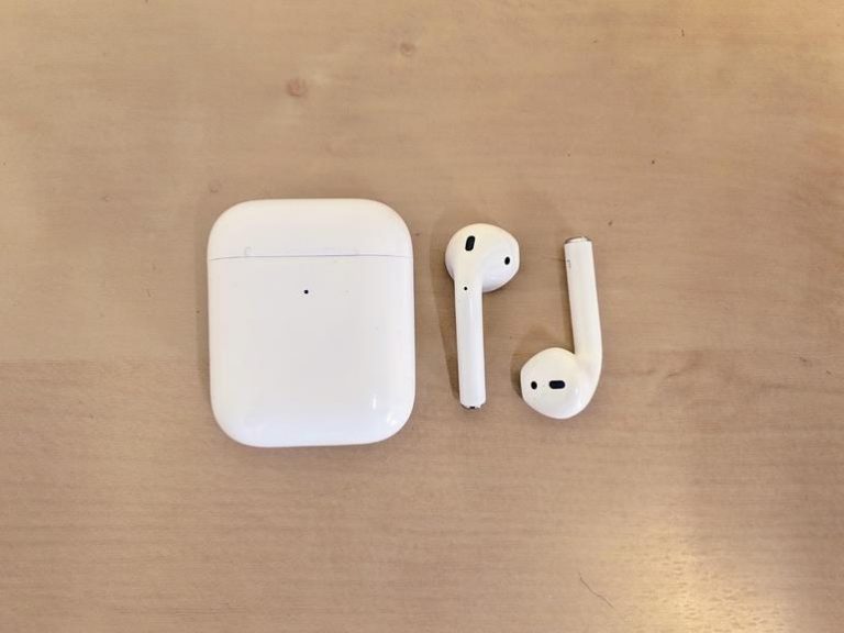 Apple could bundle AirPods with its 2020 iPhones: Report