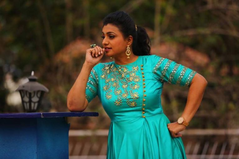 actress Roja gives a “sweet warning” to Jabardasth contestant!