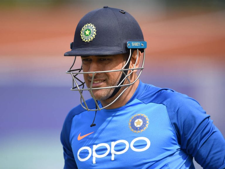 MS Dhoni Dropped from BCCI central contract for 2019-20