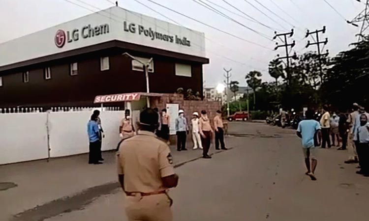 4 Andhra Ministers, 2 MPs spend night in gas leak-hit villages