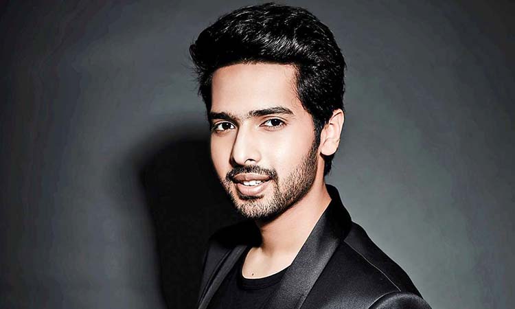 Armaan Malik warns of fraud Facebook page carrying his name