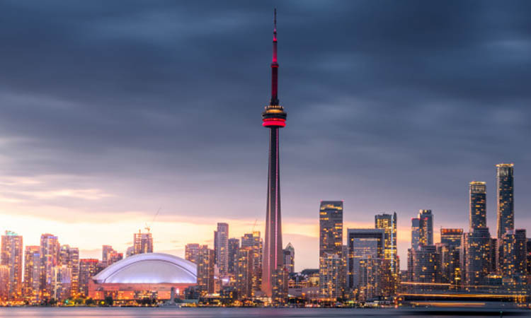 Toronto faces COVID-19 physical distancing challenges