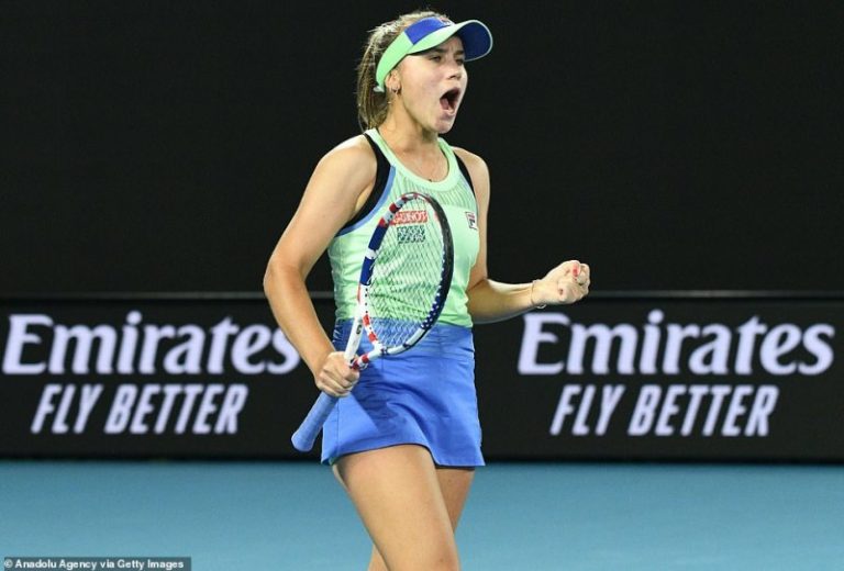 Sofia Kenin and Sloane Stephens will compete in a 2020 World Team Tennis