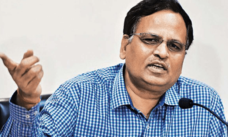 Delhi Health Minister Satyendar Jain on oxygen support after condition worsens