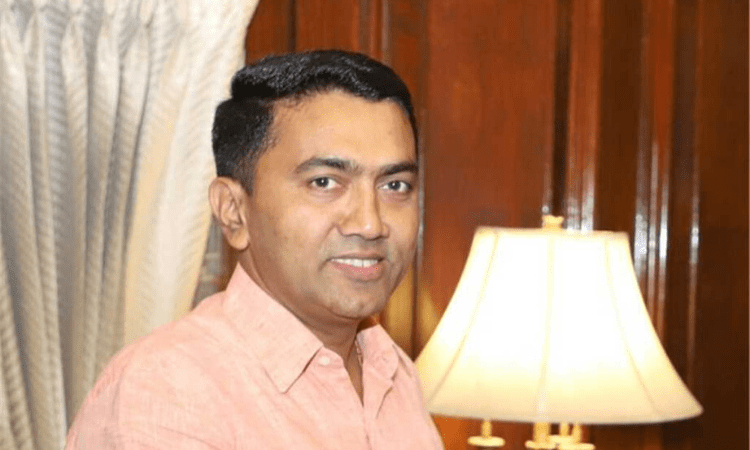 Goa CM pats fishermen for saving Olive Ridley turtles