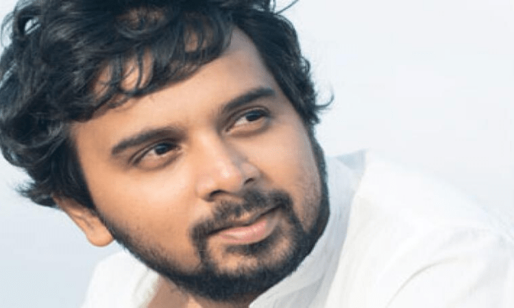 Namit Das pays musical tribute to Kishore Kumar, Madan Mohan