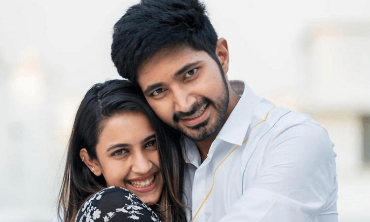 Niharika Konidela shares pictures with fiance