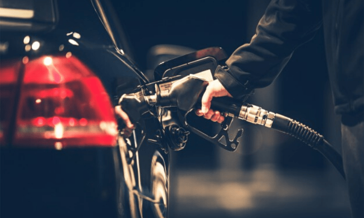 Diesel extends gain over petrol in Delhi after 7-day pause