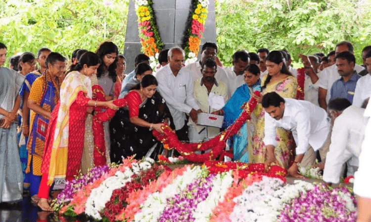 Andhra CM pays tributes to father YSR, releases mother’s book