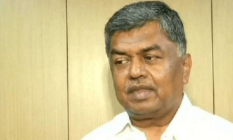 Pilot, Scindia careerist netas, not tied to ideology: Hariprasad