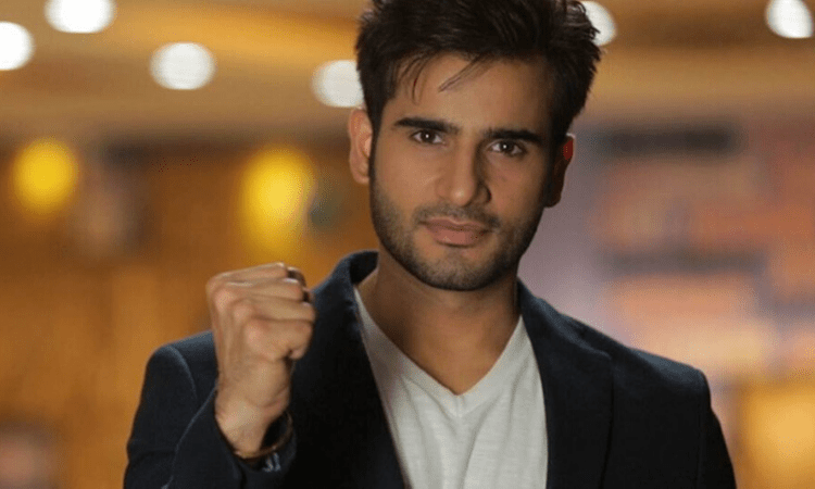 Karan Tacker moves in with parents due to Covid scare