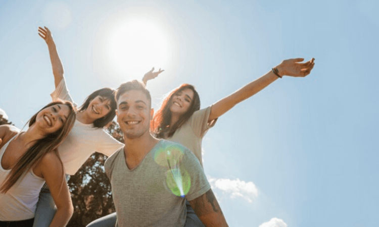 Men and younger adults less active in lockdown: Study