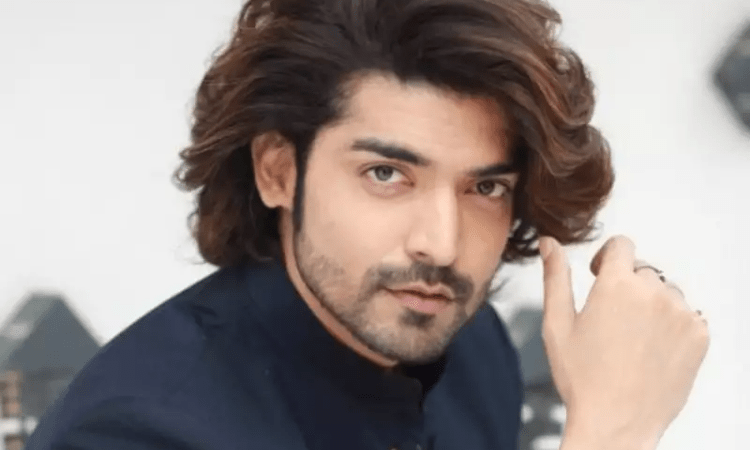 Gurmeet Choudhary launches his YouTube channel