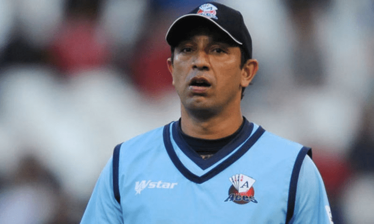 Afridi used Tendulkar’s bat to score 37-ball ton, reveals Mahmood