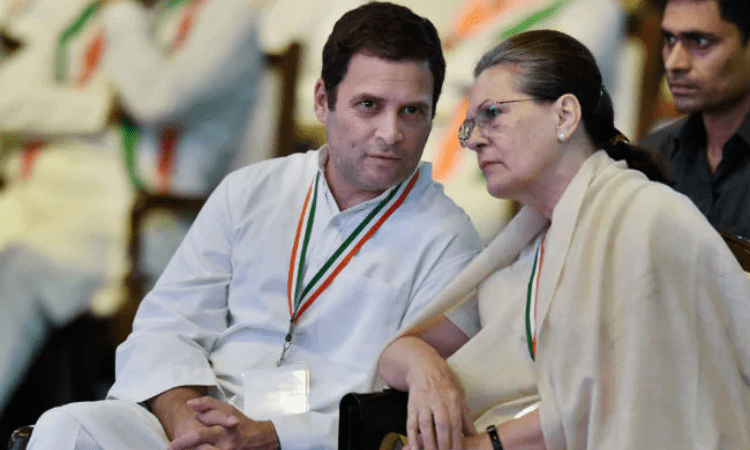 CWC meet begins amid chorus to bring Rahul back as Cong chief