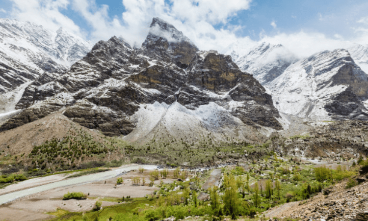 Himachal Assembly to have polycarbonate dividers