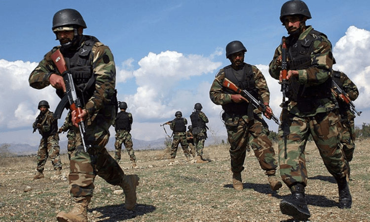 Army busts multiple hideouts along LoC
