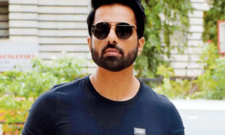 UP girl will walk again, thanks to actor Sonu Sood