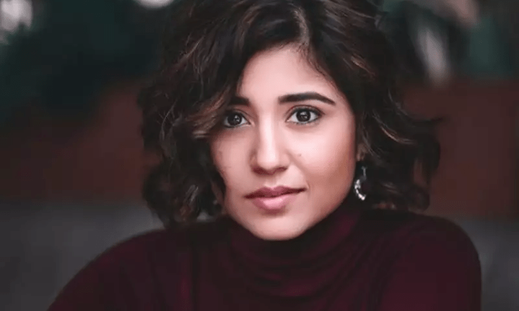 Shweta Tripathi: No one is forcefully putting drugs in our mouths!