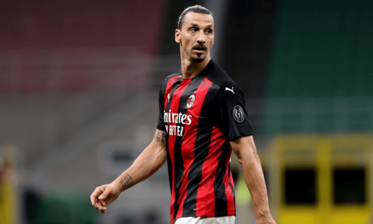 Ibrahimovic extends contract with AC Milan until 2021