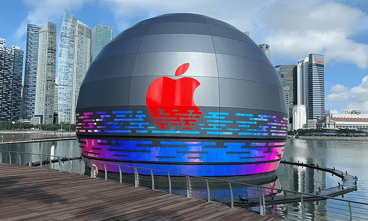 World’s first floating Apple store opens in Singapore