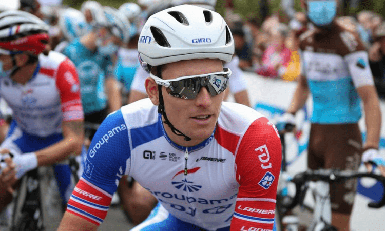 Giro D’Italia: Arnaud Demare pips Peter Sagan to win Stage 4