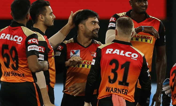 Hyderabad stay afloat after Rashid, Saha star in win