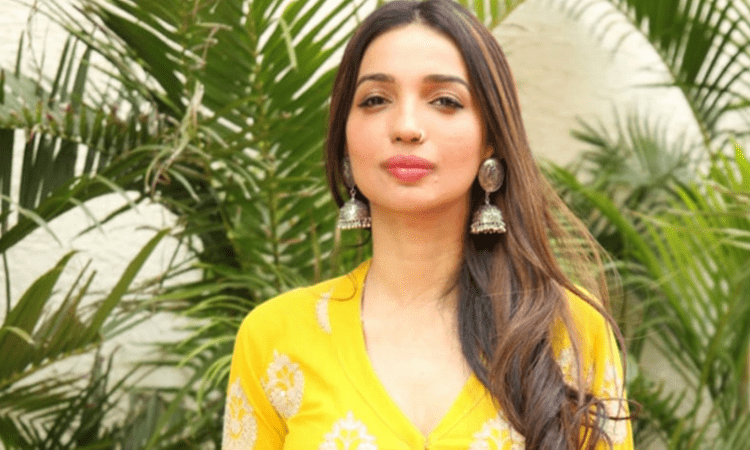 Kanika Dhillon asks how long will Rhea Chakraborty still have to be in jail