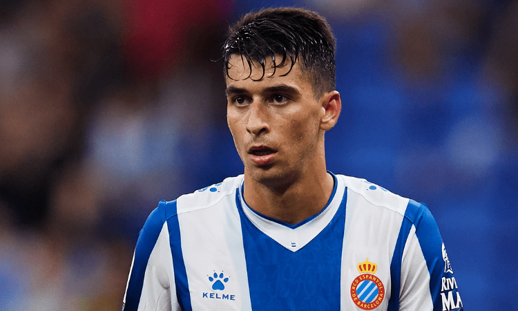 Bayern Munich sign Marc Roca from Espanyol