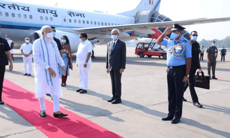 Modi reaches Ahmedabad to inaugurate, lay stones of 21 projects at Kevadiya