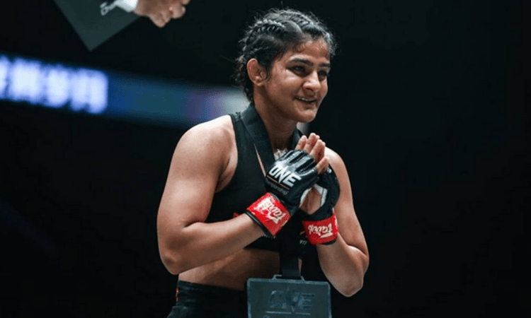 Ritu Phogat wins third straight MMA bout